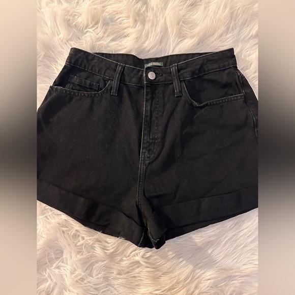 Wild Fable highwaisted black jean shorts with cuffs size: 8 - Picture 2 of 4
